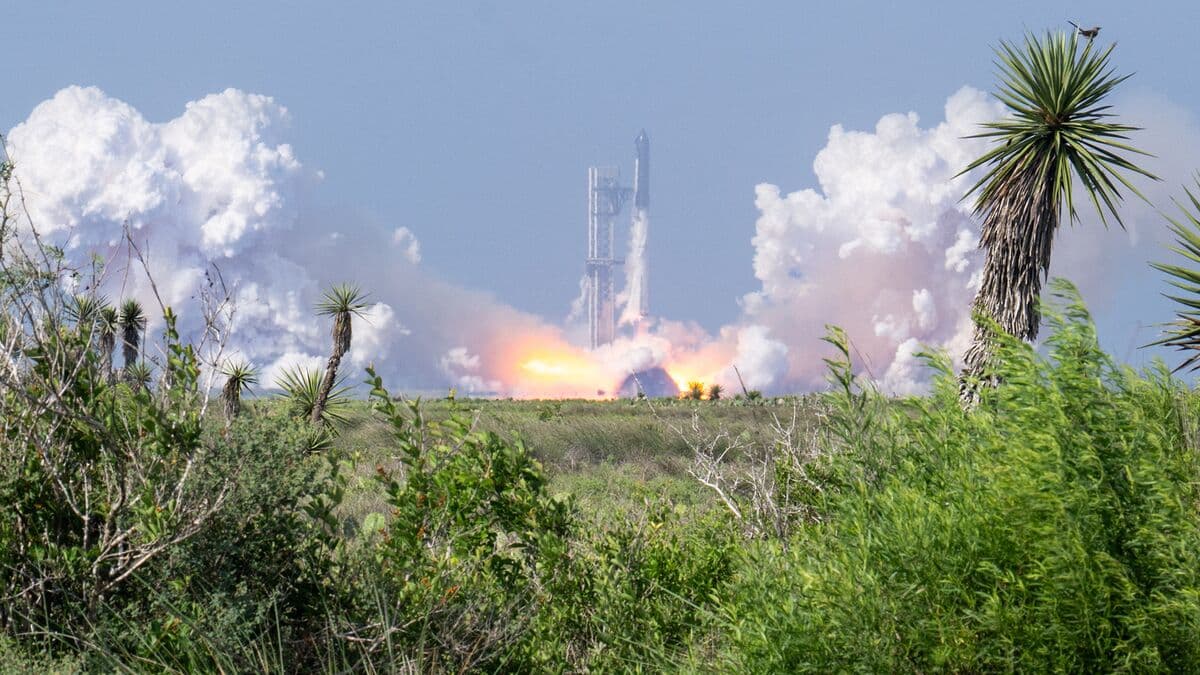 Photo for: SpaceX wants $1.75 trillion and a Mars colony, and honestly I've seen this movie before