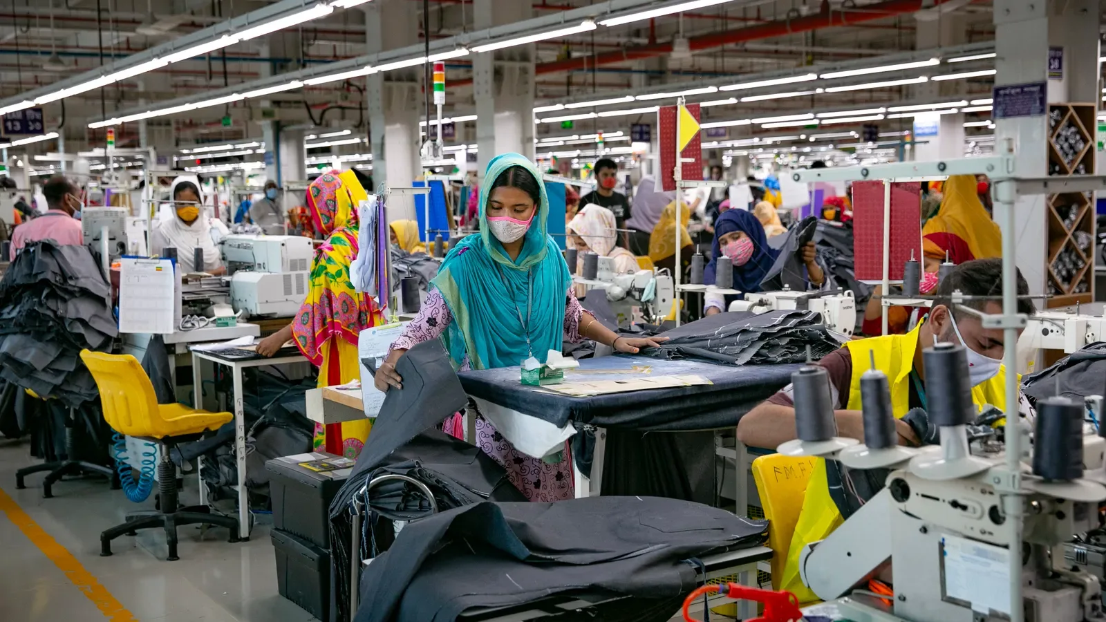 Photo for: Warehouse Robots Are Coming for Garment Jobs, and Nobody's Talking About the Workers